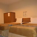 Teras Solo Guest House Syariah